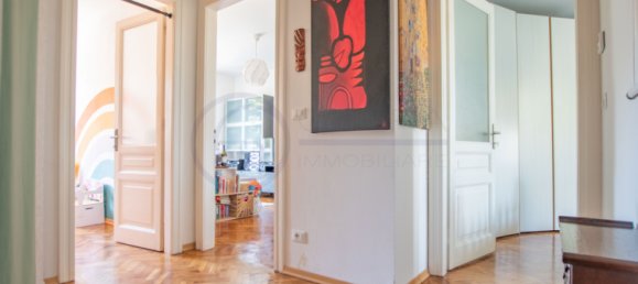 2 bedrooms Apartment in Trieste, Italy No. 286014 3