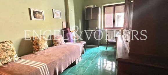 3 bedrooms Apartment in Naples, Italy No. 125700 5