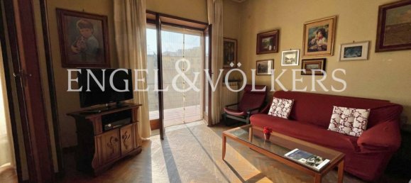 3 bedrooms Apartment in Naples, Italy No. 125700 13