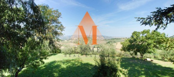 2 bedrooms Apartment in Terre Roveresche, Italy No. 344588 40