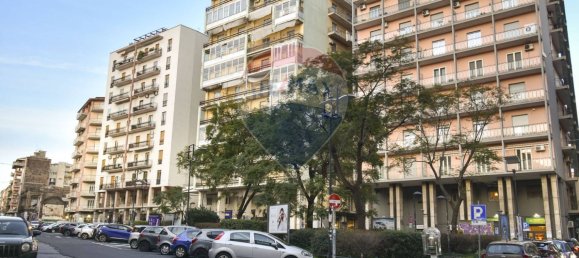 2 rooms Commercial property in Catania, Italy No. 120992 17