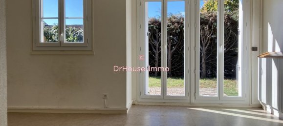 2 bedrooms House in Savigny-le-Temple, France No. 174065 2