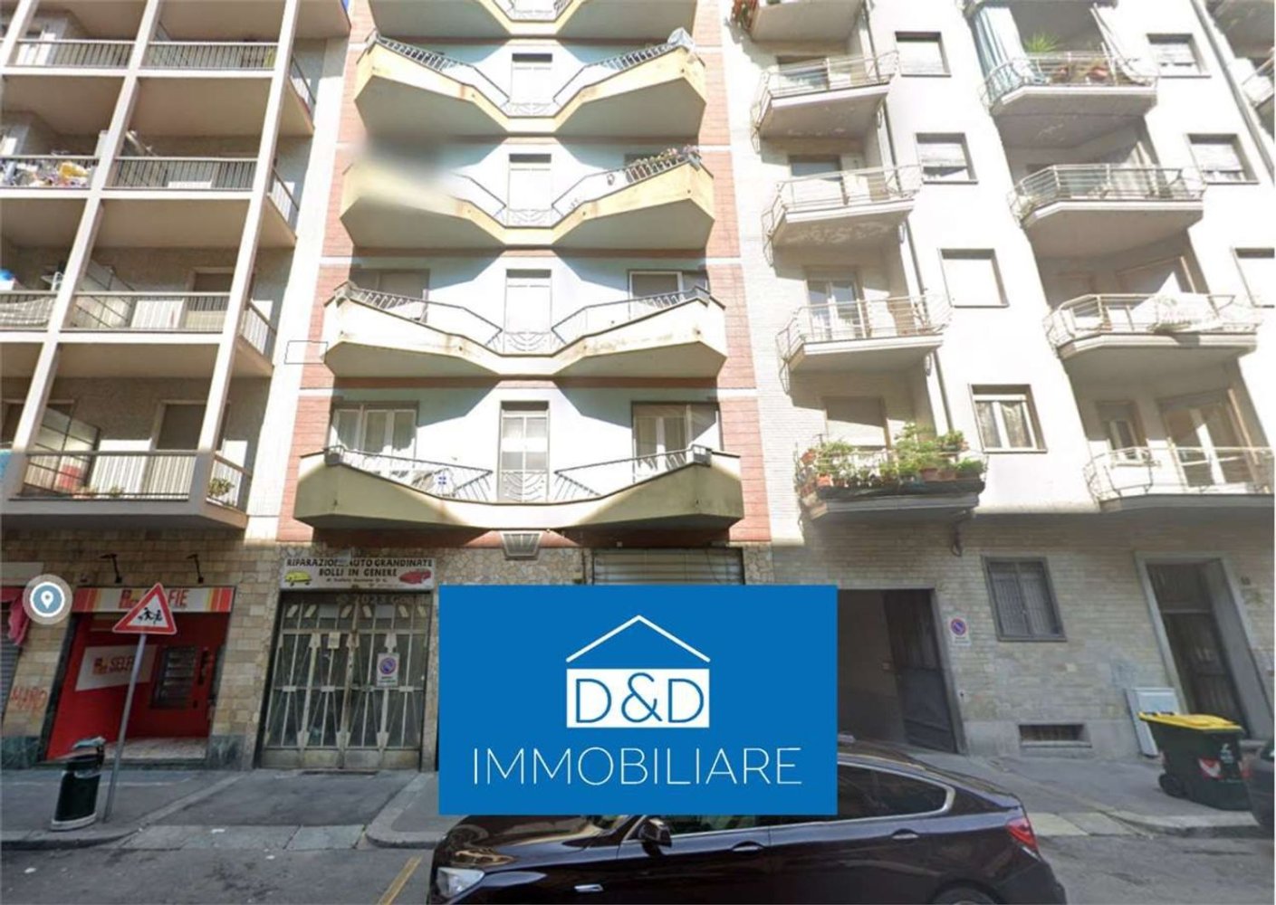 298m² Commercial property in Turin, Italy No. 378012