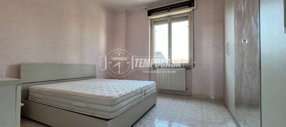 1 bedroom Apartment in Rozzano, Italy No. 75406 3