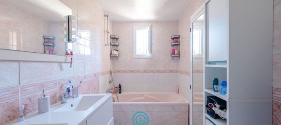 3 bedrooms House in Marseille, France No. 311409 7