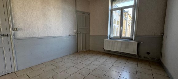 3 bedrooms House in Maubeuge, France No. 156039 6