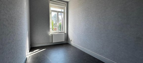 3 bedrooms House in Maubeuge, France No. 156039 14