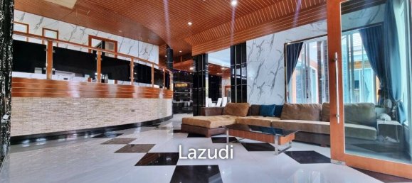 4 bedrooms Villa in Pattaya, Thailand No. 14650 2