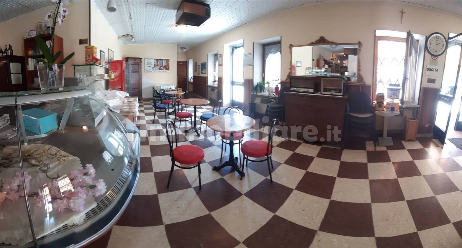 5غرفة عقار تجاري في Mozzecane, Italy رقم 56528