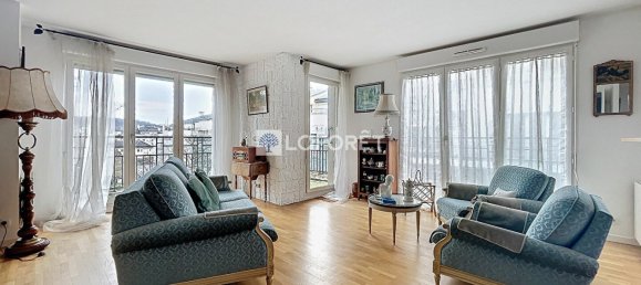 3 bedrooms Apartment in Saint-Cyr-l'Ecole, France No. 138313 3