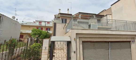 6-salle Appartement à Sannicandro di Bari, Italy No. 98957 2