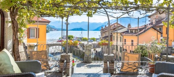 Apartamento de 2 dormitorios en Argegno, Italy No. 91305 13