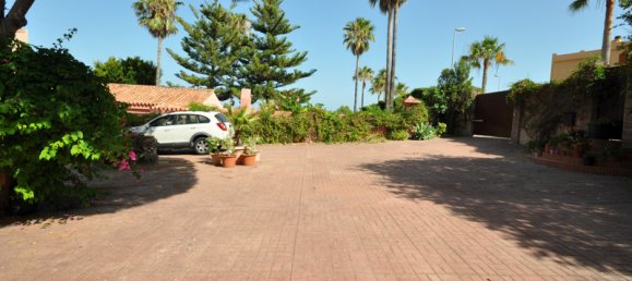 4 bedrooms House in Casares, Spain No. 38737 20