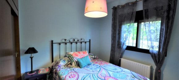 4 bedrooms House in Casares, Spain No. 38737 9