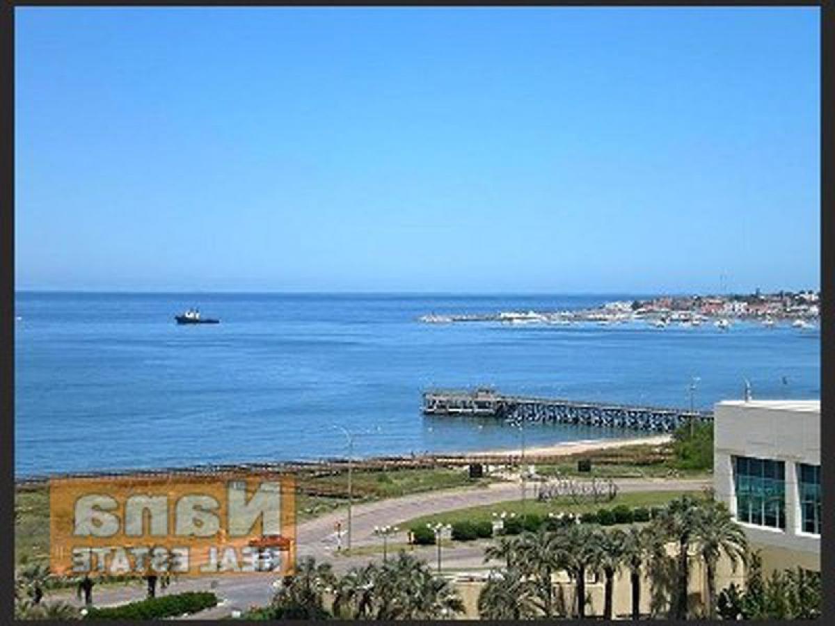 3 bedrooms Apartment in Maldonado, Uruguay No. 4869