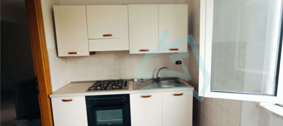 62m² Commercial property in Benevento, Italy No. 303763 21