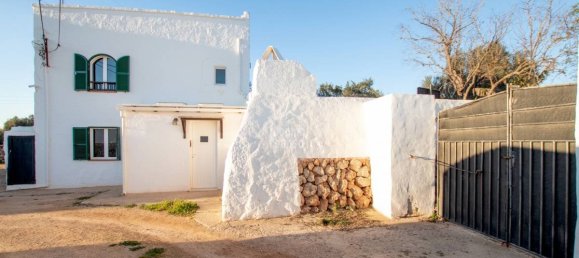 2 bedrooms Finca in Ciutadella De Menorca, Spain No. 1615 3