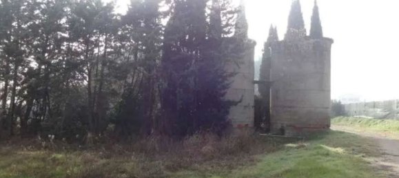 Дом с 15 комнатами в Кастильоне дель Лаго, Италия № 46652 3