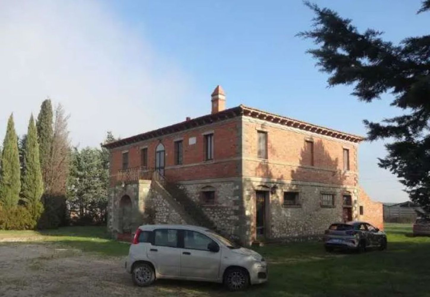 Дом с 15 комнатами в Кастильоне дель Лаго, Италия № 46652