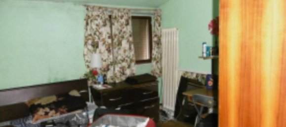 3 rooms Apartment in Montebello Vicentino, Italy No. 208259 7