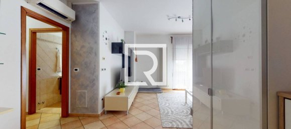 2 bedrooms Apartment in Forlì, Italy No. 320029 3