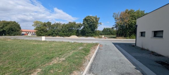 Propiedad comercial en Deux-Sevres, France 235 m² No. 301626 5