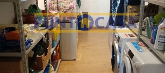 4-salle Appartement à Teramo, Italy No. 12066 10