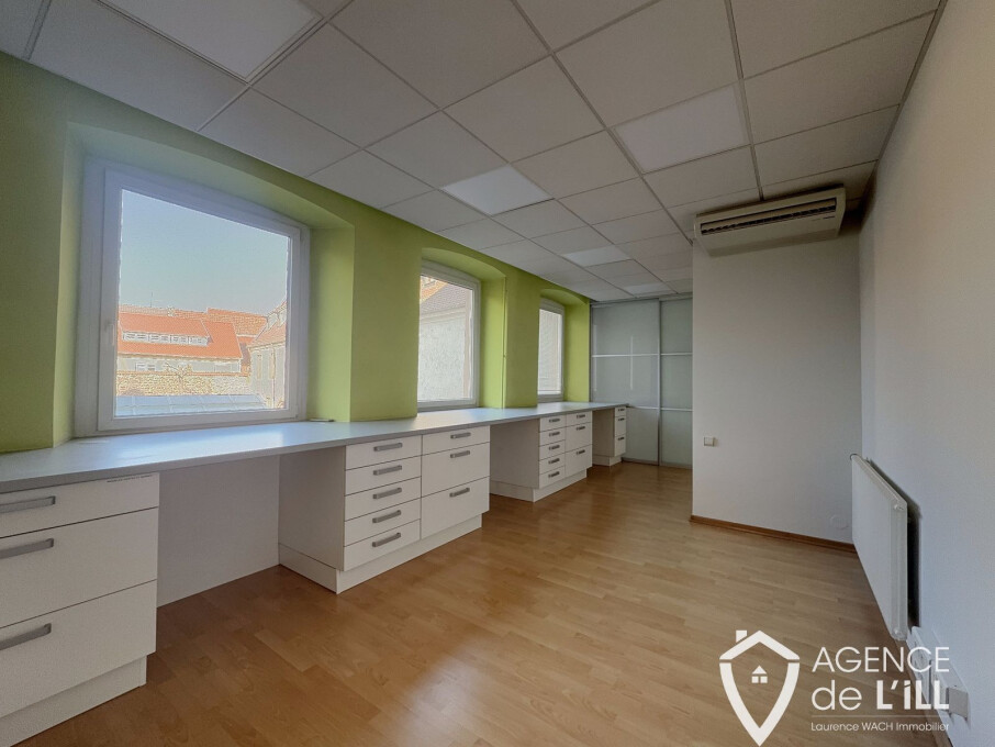 Propriété commerciale à Sélestat, France 293m² No. 317263