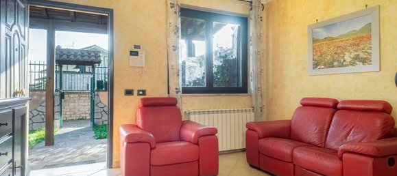 3 rooms Villa in Labico, Italy No. 30774 5