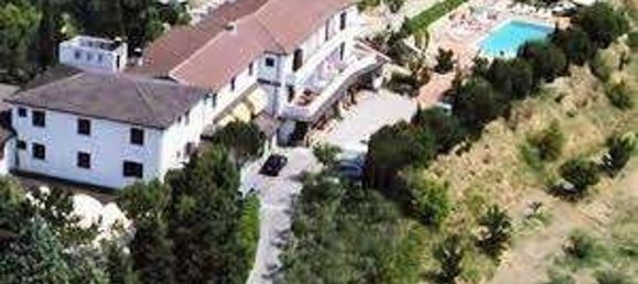 Отель, гостиница 2000м² в Маджоне, Италия № 85246 15