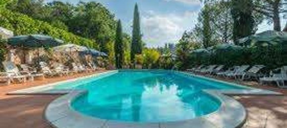 Отель, гостиница 2000м² в Маджоне, Италия № 85246 21