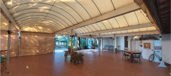 Отель, гостиница 2000м² в Маджоне, Италия № 85246 25