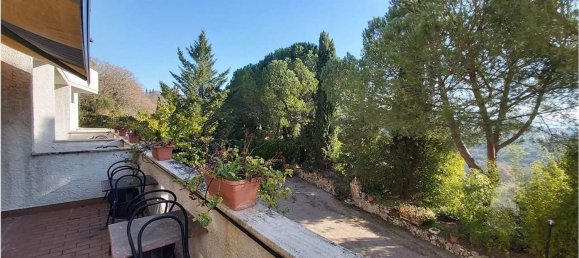 Отель, гостиница 2000м² в Маджоне, Италия № 85246 30