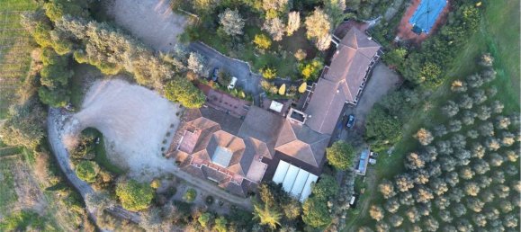 Отель, гостиница 2000м² в Маджоне, Италия № 85246 14