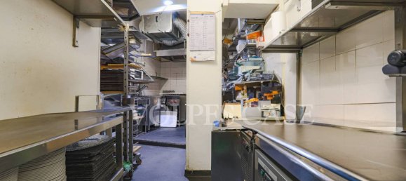 1-Zimmer Gewerbliche Immobilie in Rome, Italy, Nr. 311797 14