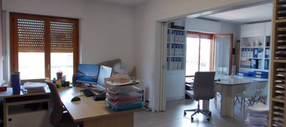 Apartamento de 5 habitaciónes en Colli del Tronto, Italy No. 289926 6