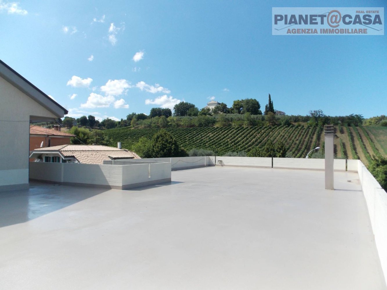 Apartamento de 5 habitaciónes en Colli del Tronto, Italy No. 289926