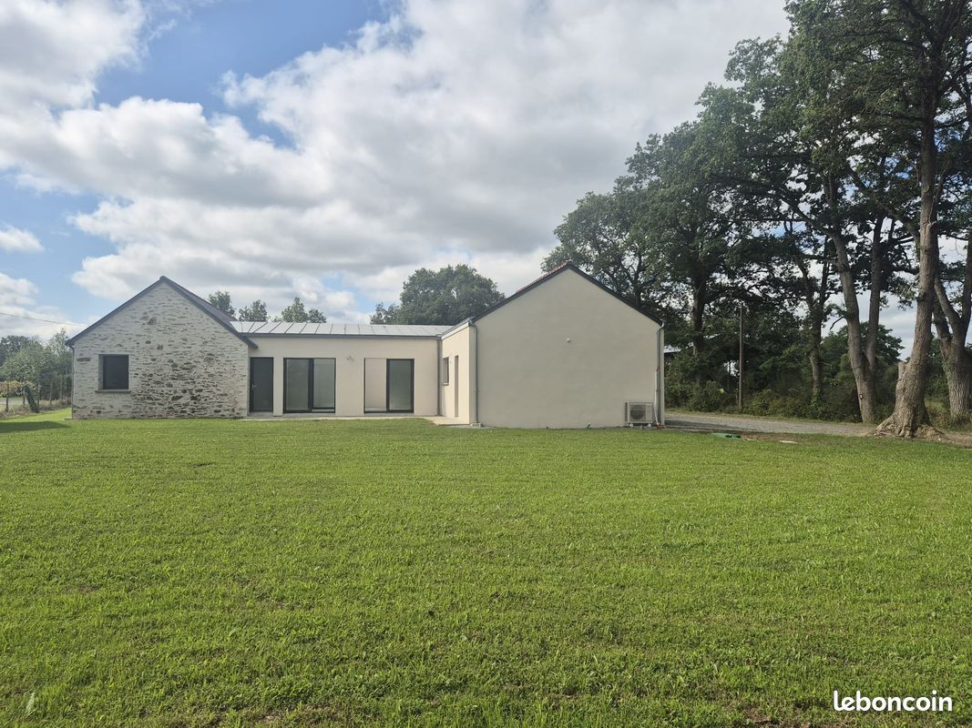 5 bedrooms House in Heric, France No. 291049