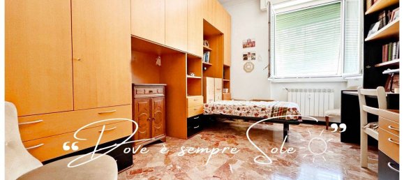 Apartamento de 3 dormitorios en Genoa, Italy No. 13606 21