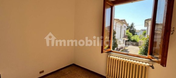 2 bedrooms House in Quarrata, Italy No. 45006 10
