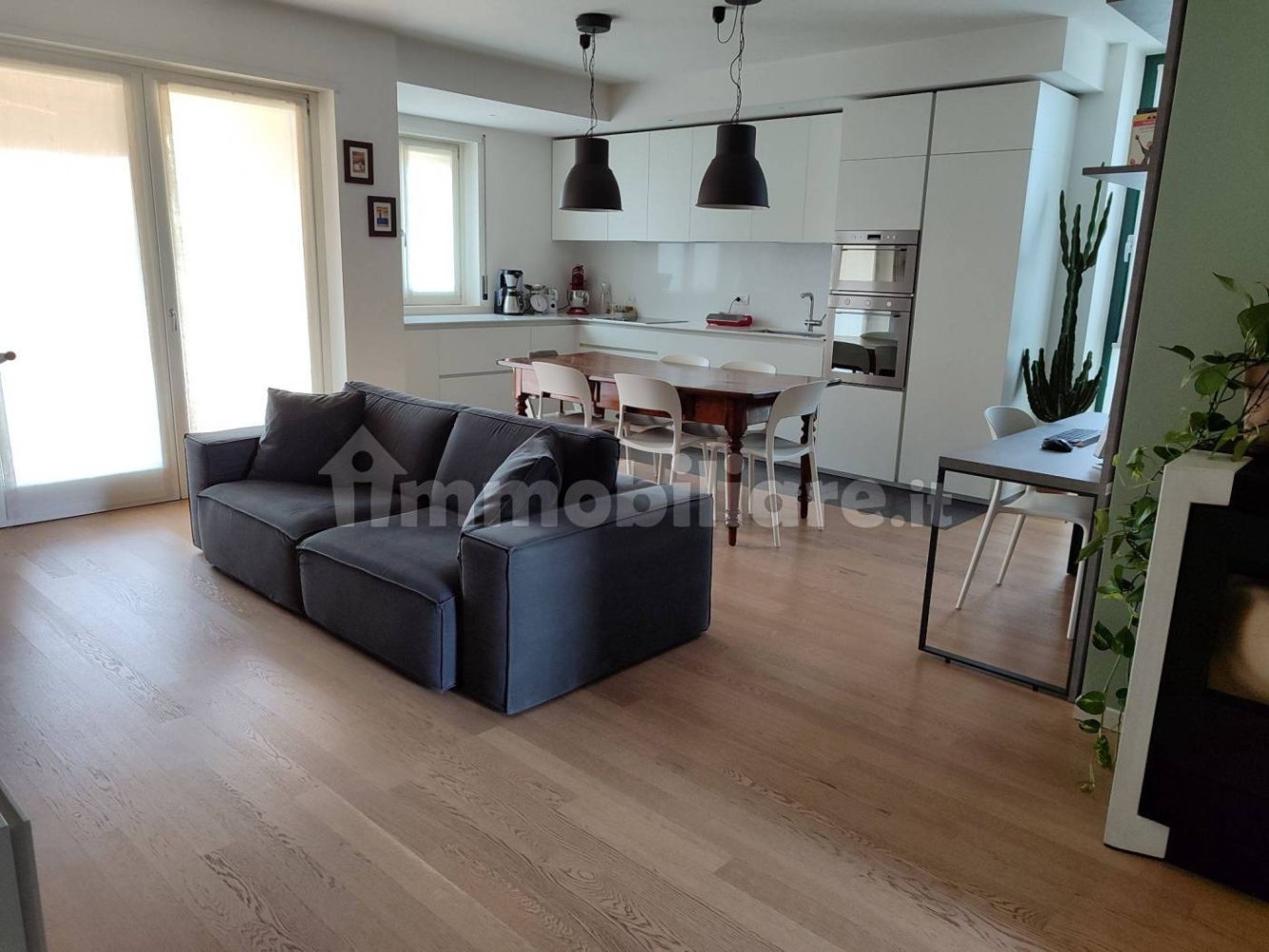 Apartamento de 2 dormitorios en Zevio, Italy No. 272929