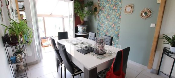 2 bedrooms House in Saint-Pere-sur-Loire, France No. 264500 6