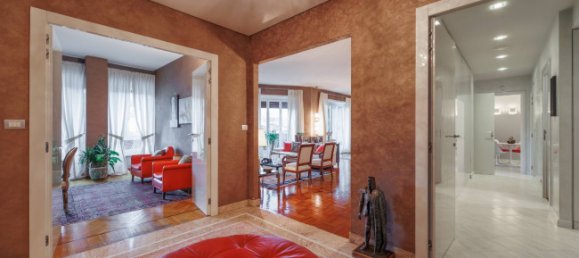 2 Schlafzimmer Wohnung in Turin, Italy, Nr. 53590 10