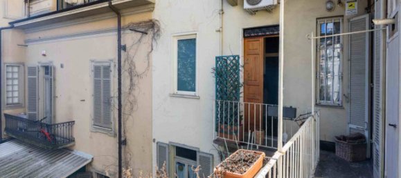 2 Schlafzimmer Wohnung in Turin, Italy, Nr. 53590 46