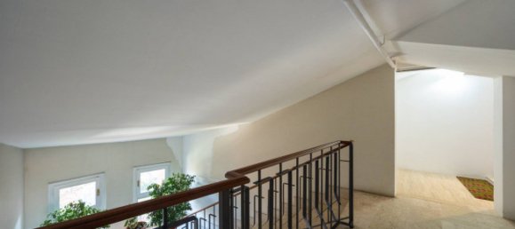 2 Schlafzimmer Wohnung in Turin, Italy, Nr. 53590 7