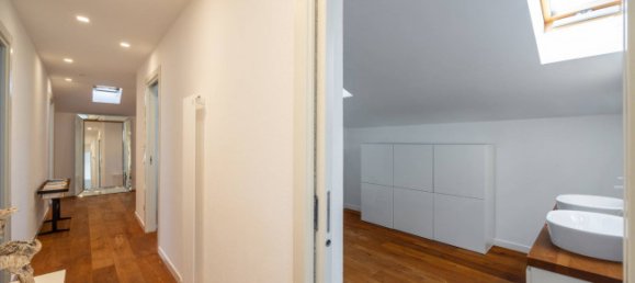 2 Schlafzimmer Wohnung in Turin, Italy, Nr. 53590 22