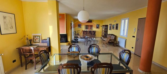 6-salle Villa à Sanremo, Italy No. 261612 10