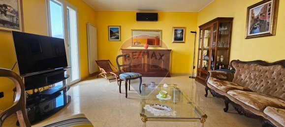 6-salle Villa à Sanremo, Italy No. 261612 15