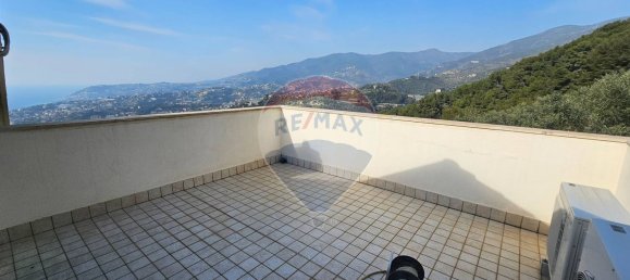 6-salle Villa à Sanremo, Italy No. 261612 38