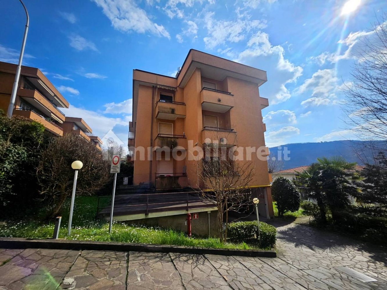 4 chambres Appartement à Como, Italy No. 2337